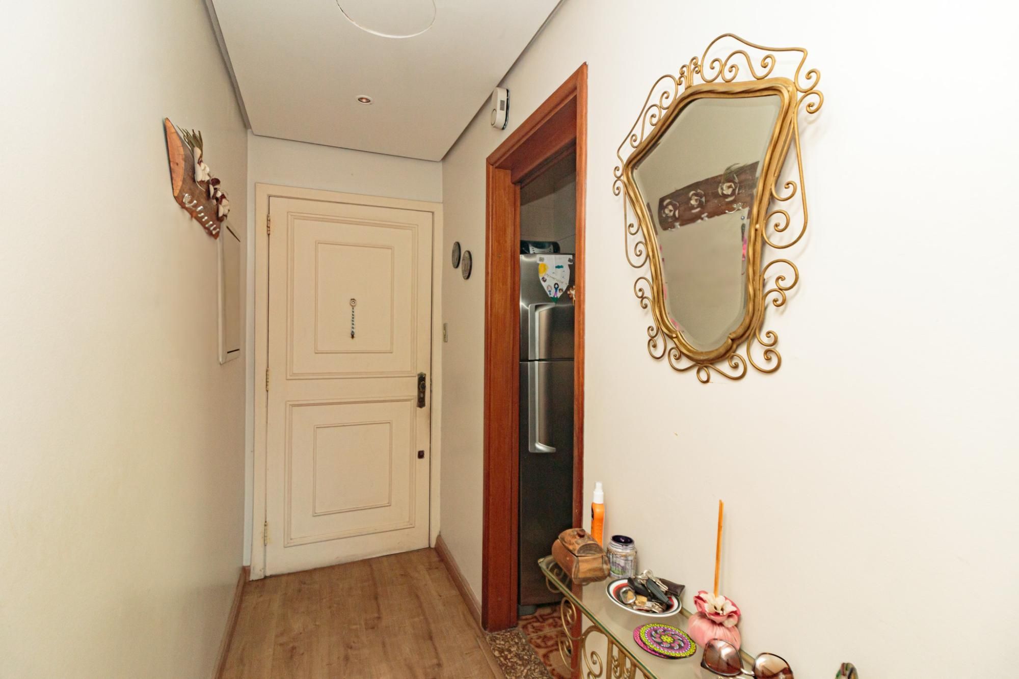 Cobertura 150m² - 3 dormitórios, 2 vagas no bairro Petrópolis