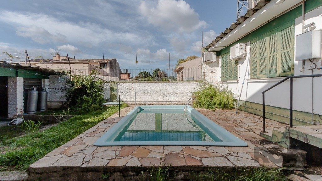 Casa à venda com 3 quartos, 120m² - Foto 25