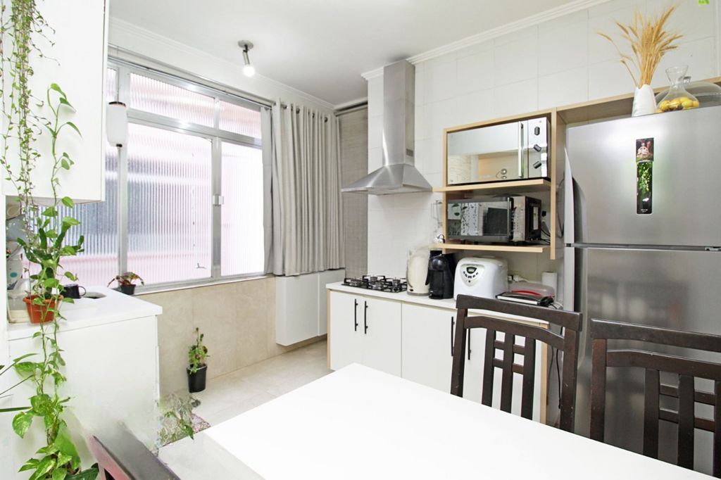 Apartamento à venda com 3 quartos, 76m² - Foto 1