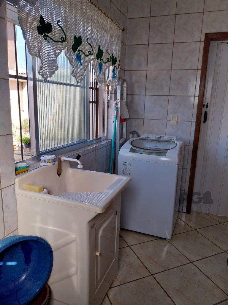 Casa à venda com 4 quartos, 200m² - Foto 25