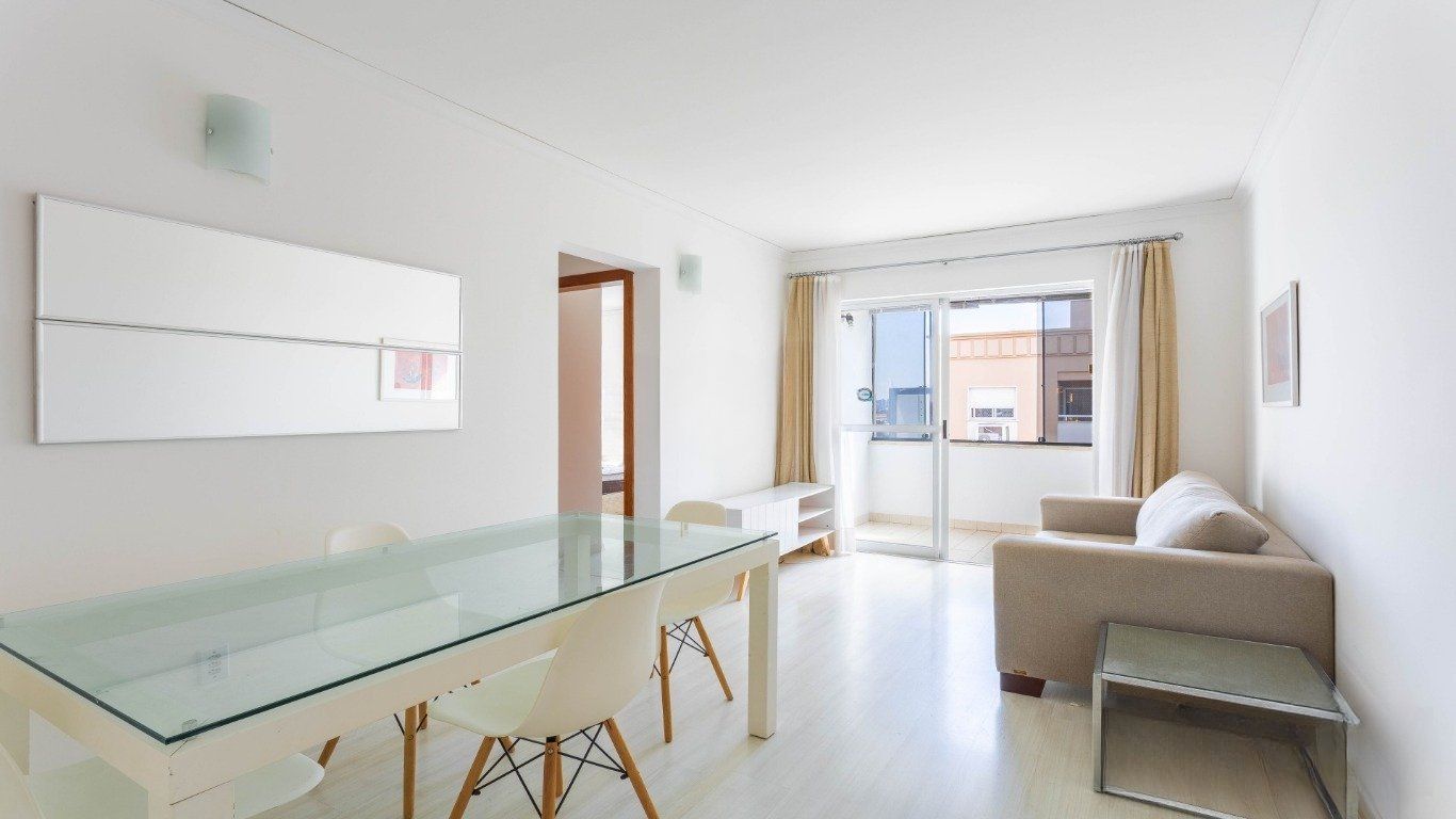 Apartamento com 2 quartos à venda em Partenon, Porto Alegre.