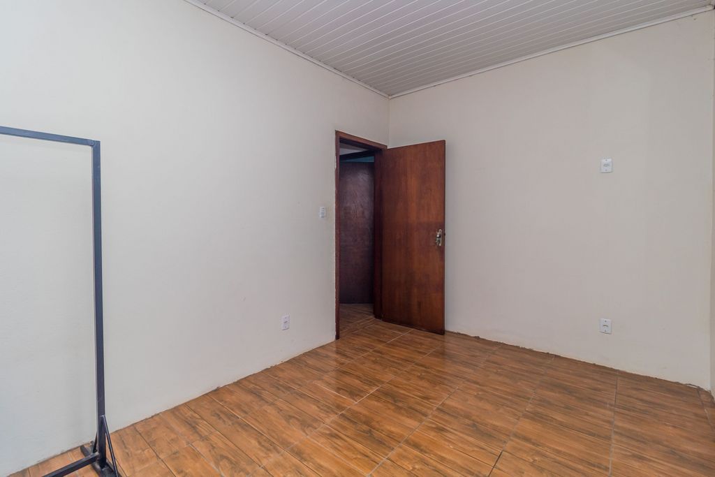 Casa à venda com 3 quartos, 182m² - Foto 7