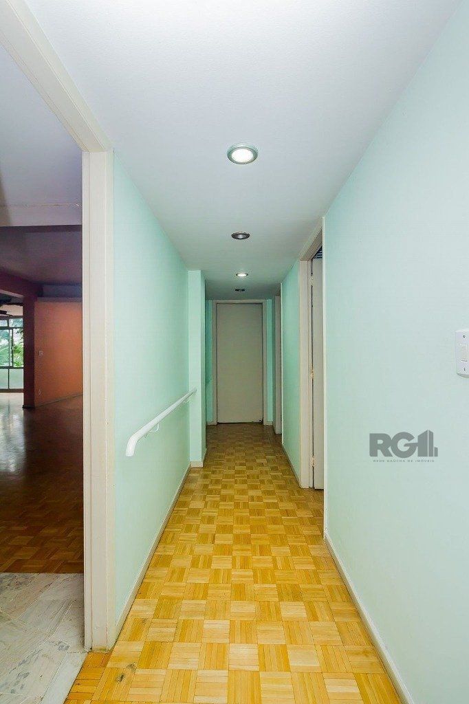 Apartamento à venda com 3 quartos, 214m² - Foto 14