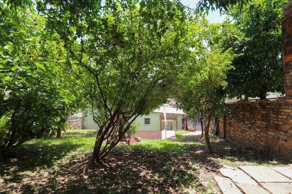 Casa à venda com 3 quartos, 233m² - Foto 18