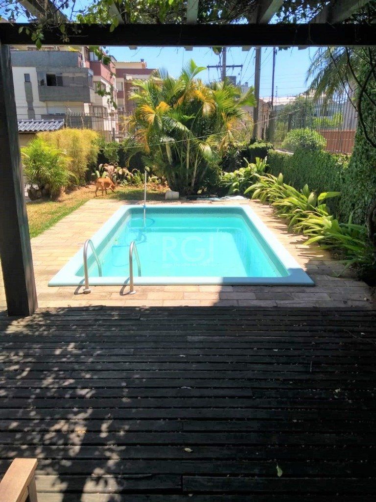 Casa à venda com 3 quartos, 219m² - Foto 21