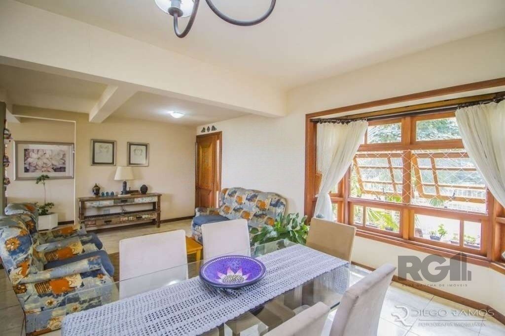 Casa, 4 quartos, 222 m² - Foto 2