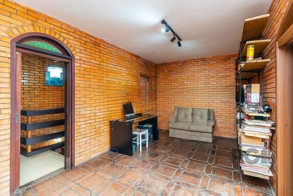 Casa à venda com 5 quartos, 245m² - Foto 12