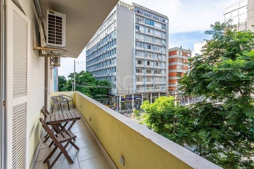 Apartamento à venda com 2 quartos, 148m² - Foto 7
