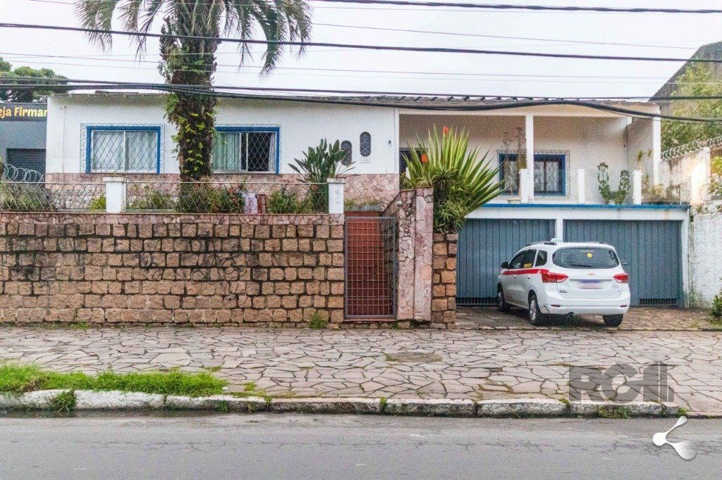 Casa, 3 quartos, 240 m² - Foto 1
