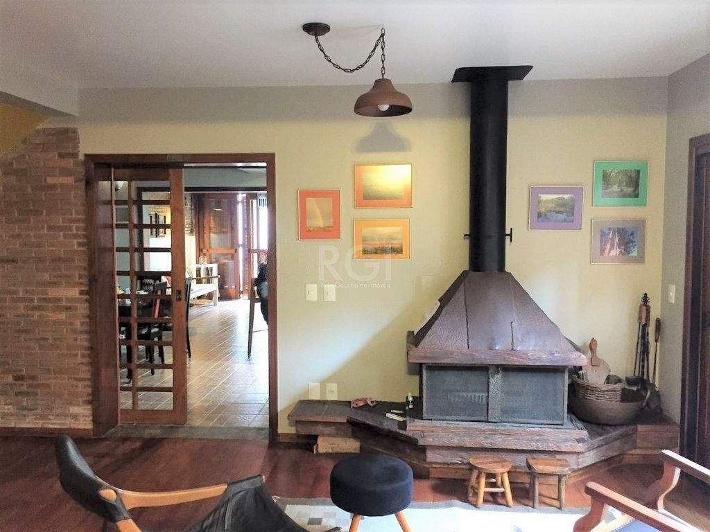 Casa, 3 quartos, 270 m² - Foto 4