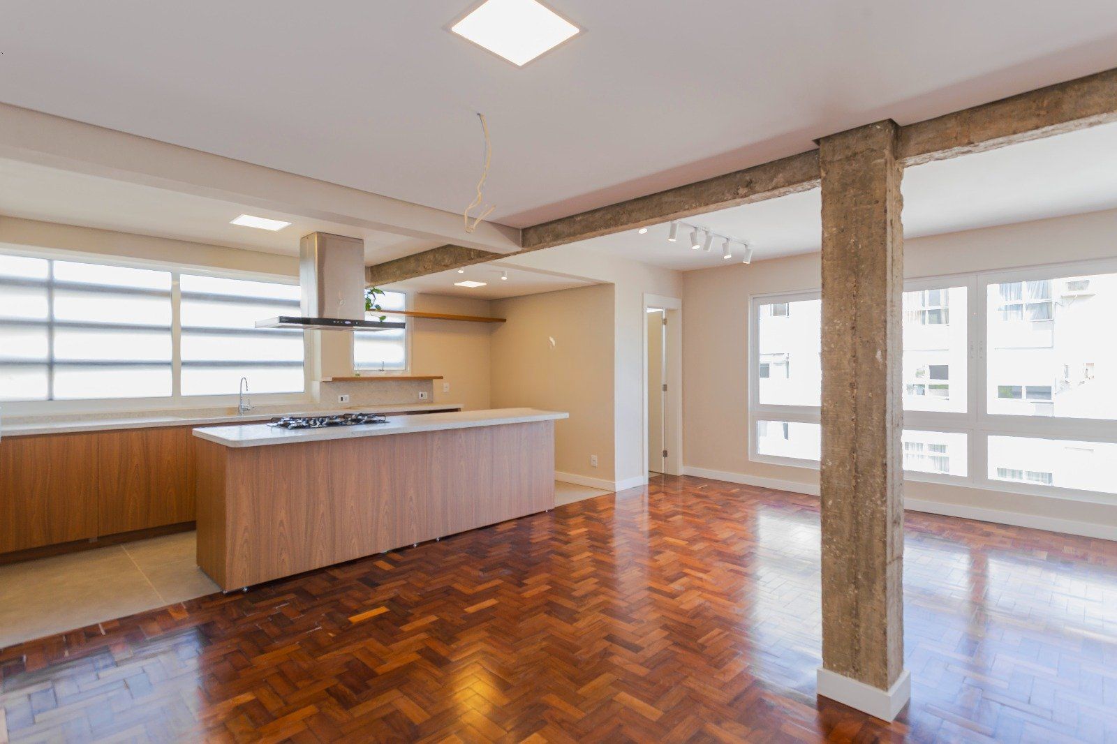 Apartamento com 3 quartos, 1 vaga e 115.98m² - Rua Mostardeiro - Moinhos De Vento, Porto Alegre