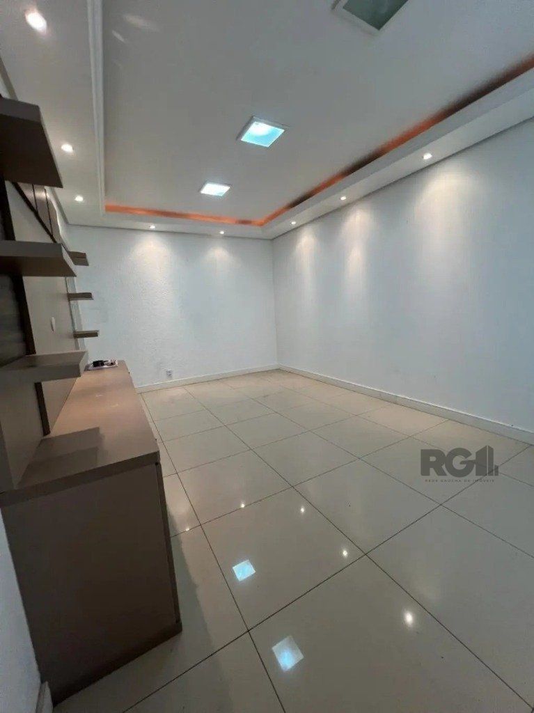 Casa à venda com 3 quartos, 173m² - Foto 3