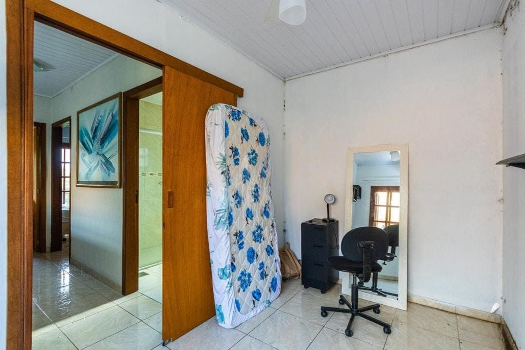 Casa à venda com 3 quartos, 84m² - Foto 9