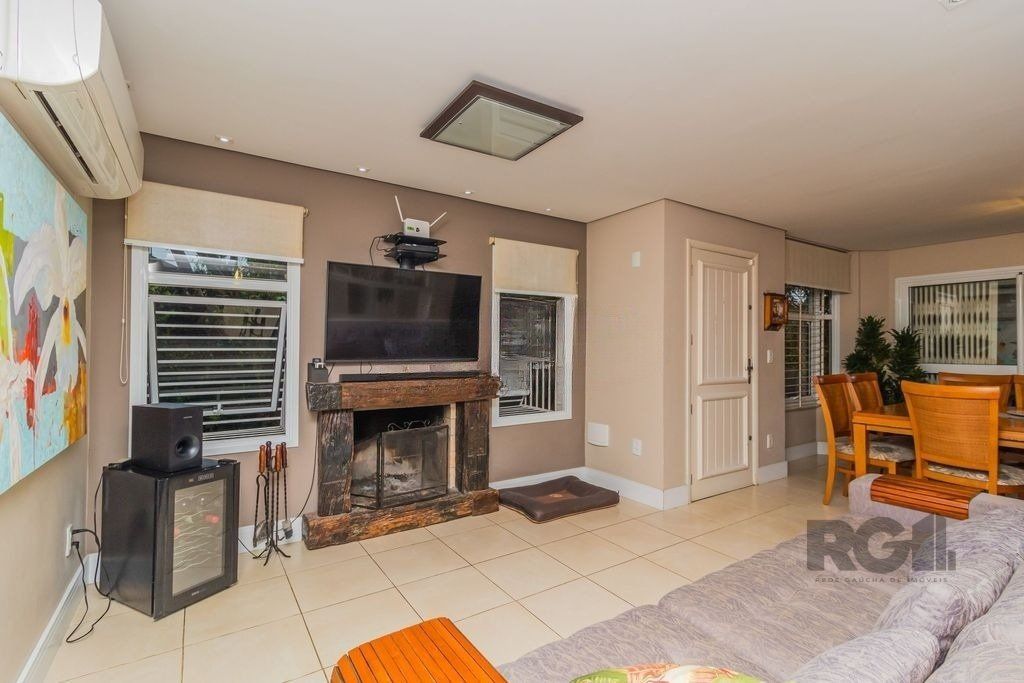 Casa, 3 quartos, 197 m² - Foto 4