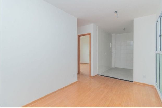 Apartamento de 02 dormitorios com vaga e infrastrura na Cavalhada- Porto Alegre