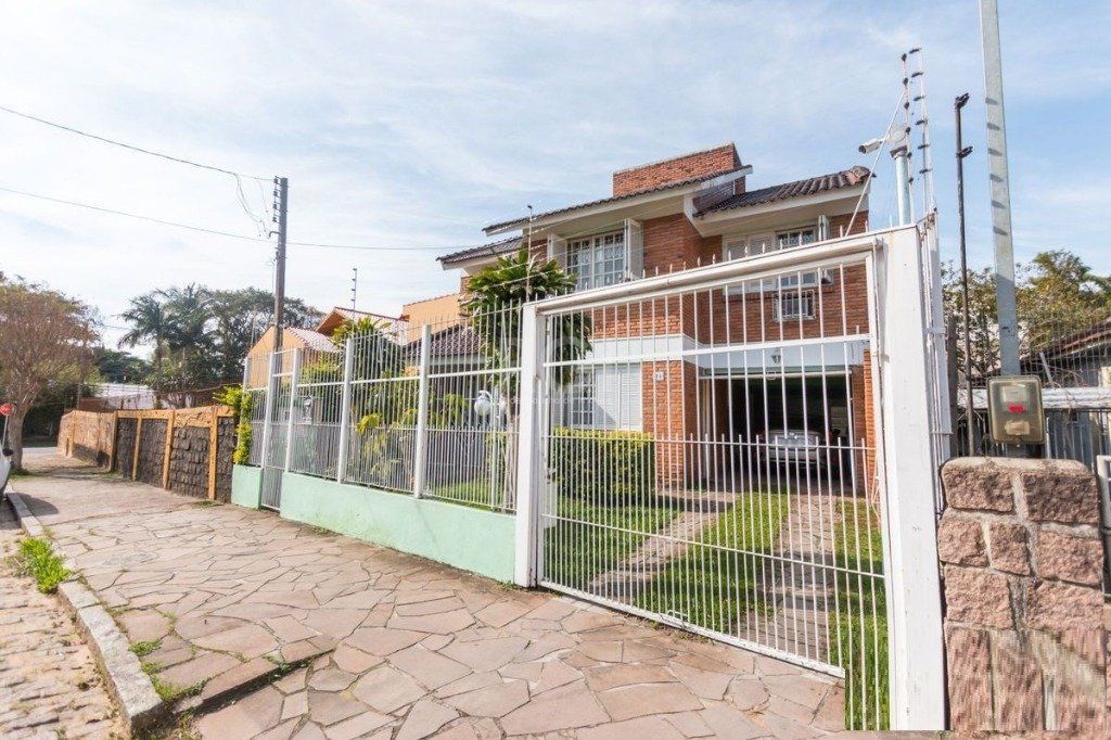 Casa, 3 quartos, 258 m² - Foto 33