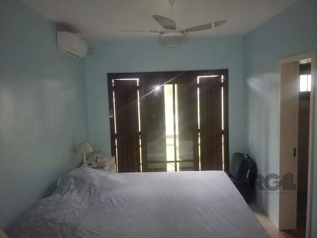 Casa à venda com 3 quartos, 220m² - Foto 11