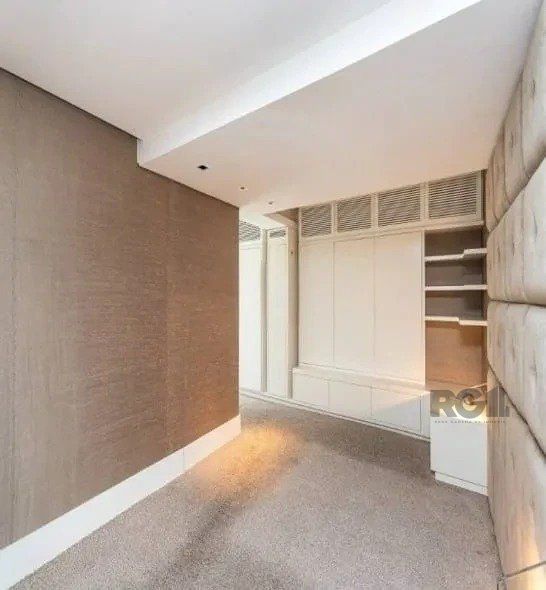 Casa à venda com 3 quartos, 220m² - Foto 14
