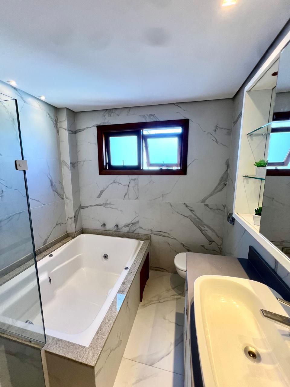Casa à venda com 3 quartos, 278m² - Foto 15