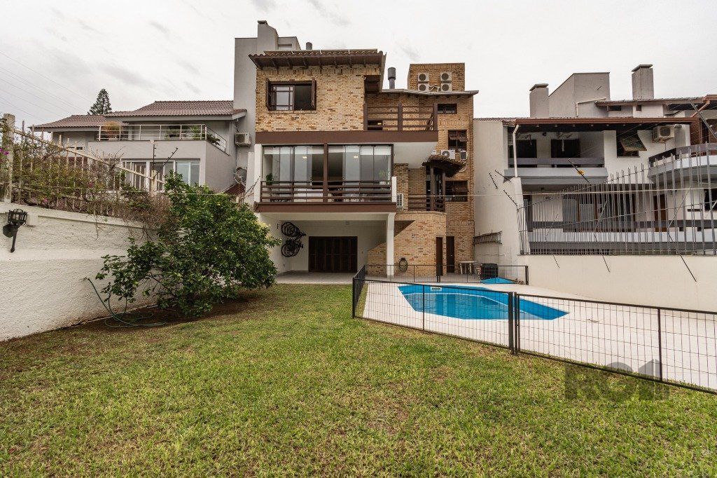 Casa à venda com 4 quartos, 484m² - Foto 65