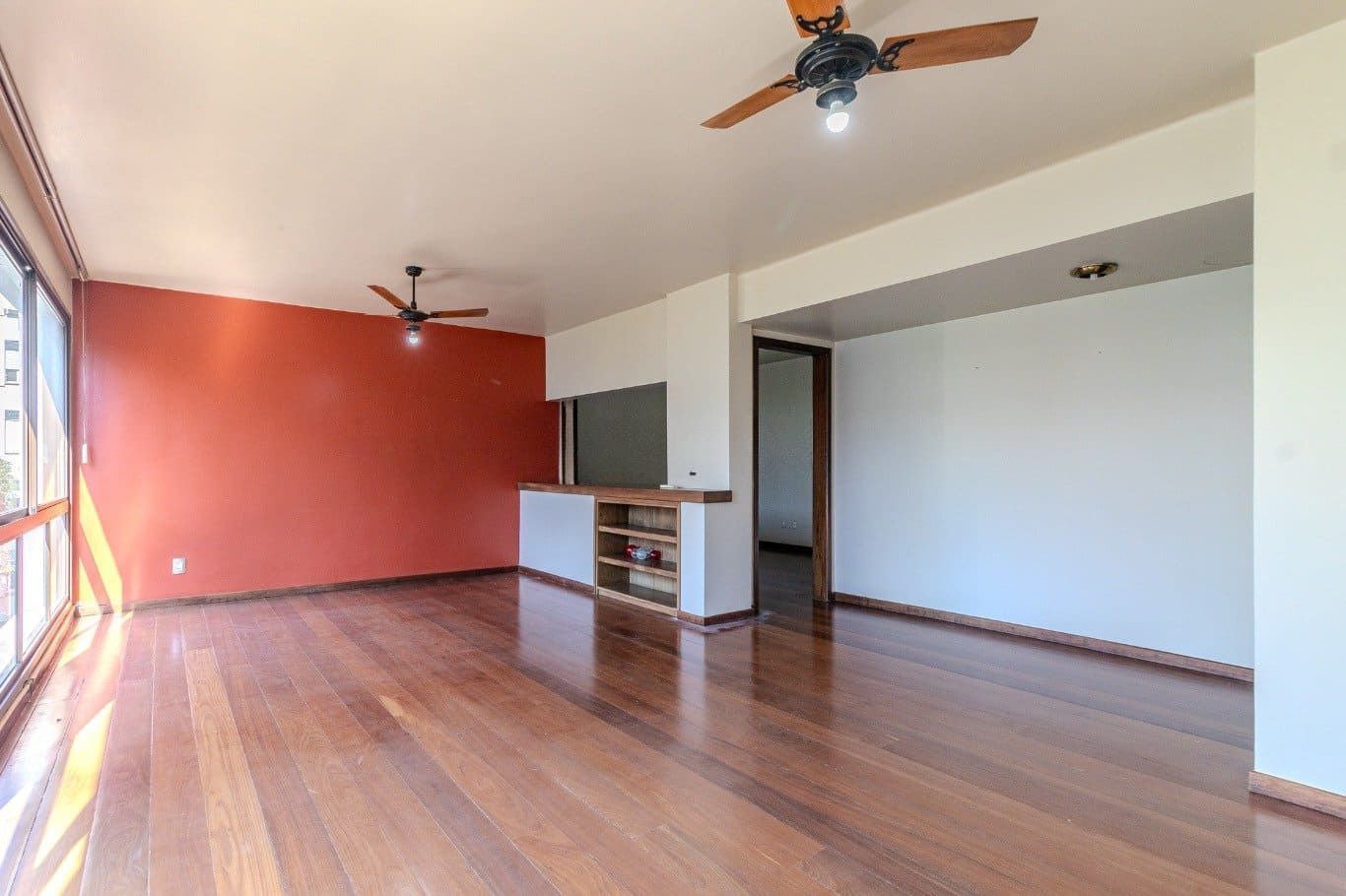 Apartamento de 3 dormitorios à venda em Mont Serrat - Porto Alegre