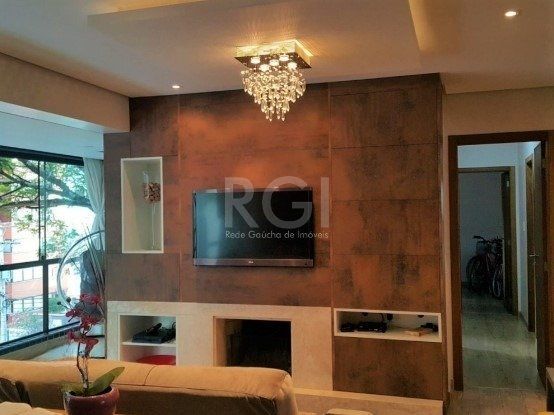 Apartamento à venda com 128m², 3 quartos, 1 suíte, 2 vagas no bairro Petrópolis em Porto Alegre