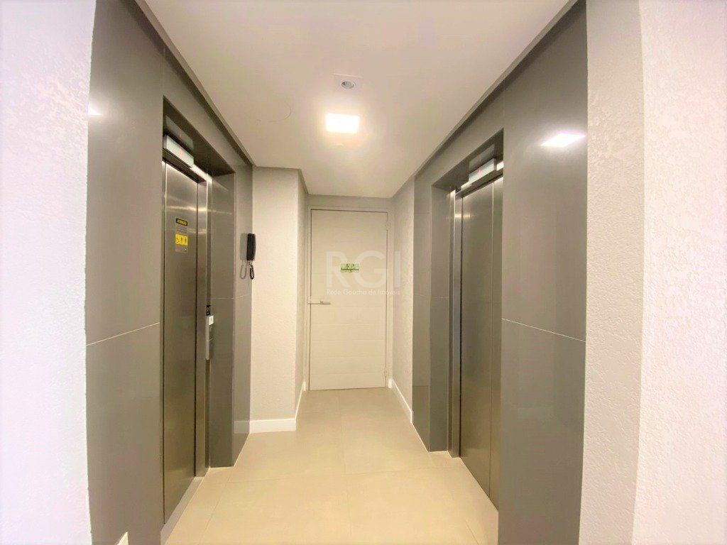 Apartamento à venda com 2 quartos, 66m² - Foto 13