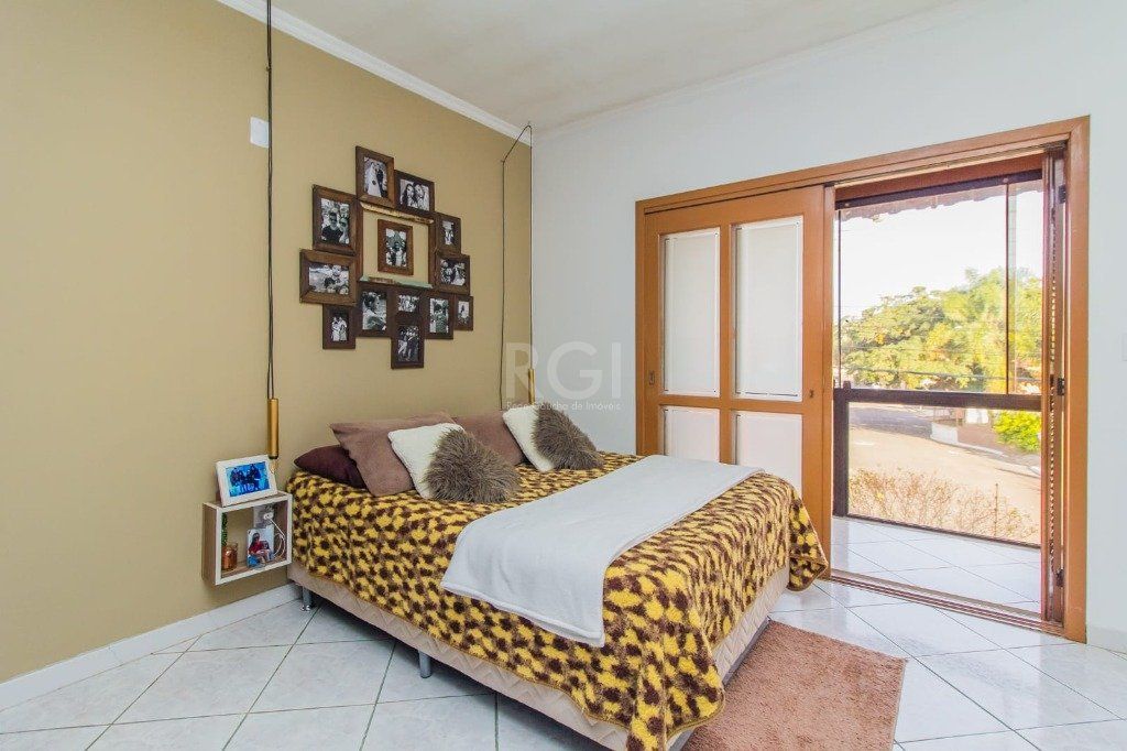 Casa à venda com 4 quartos, 300m² - Foto 26