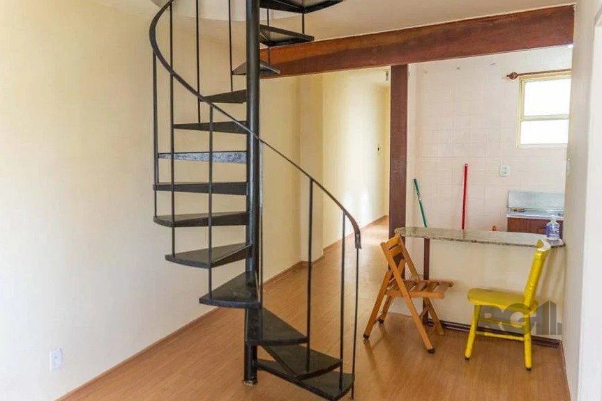 Cobertura 79m² - 1 dormitório no bairro Cidade Baixa