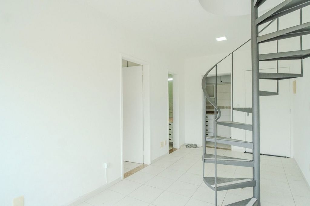 Cobertura à venda com 2 quartos, 88m² - Foto 12