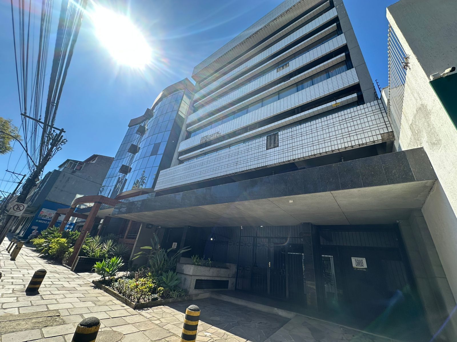 Sala Comercial no bairro Petrópolis em Porto Alegre para Alugar