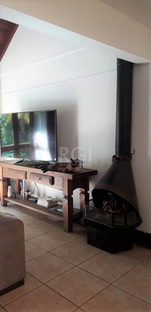 Casa de Condomínio à venda com 5 quartos, 220m² - Foto 11