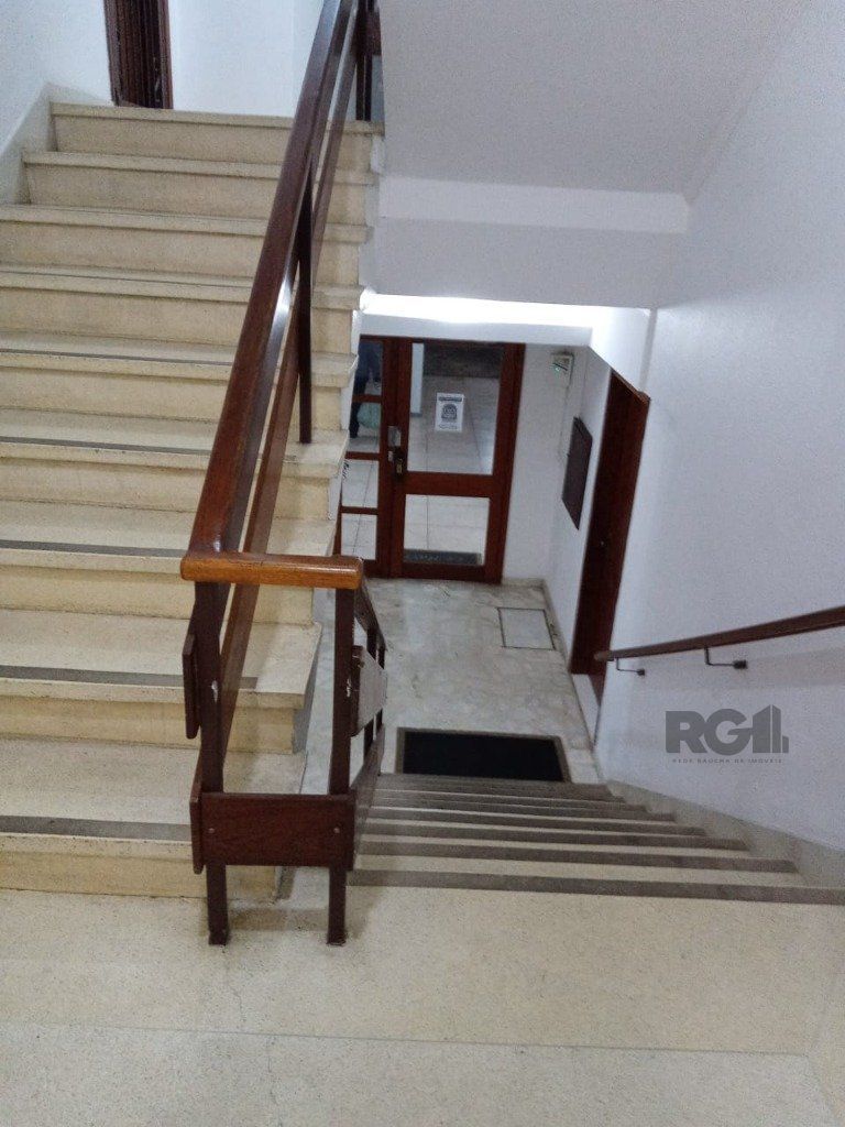 Apartamento à venda com 2 quartos, 60m² - Foto 17