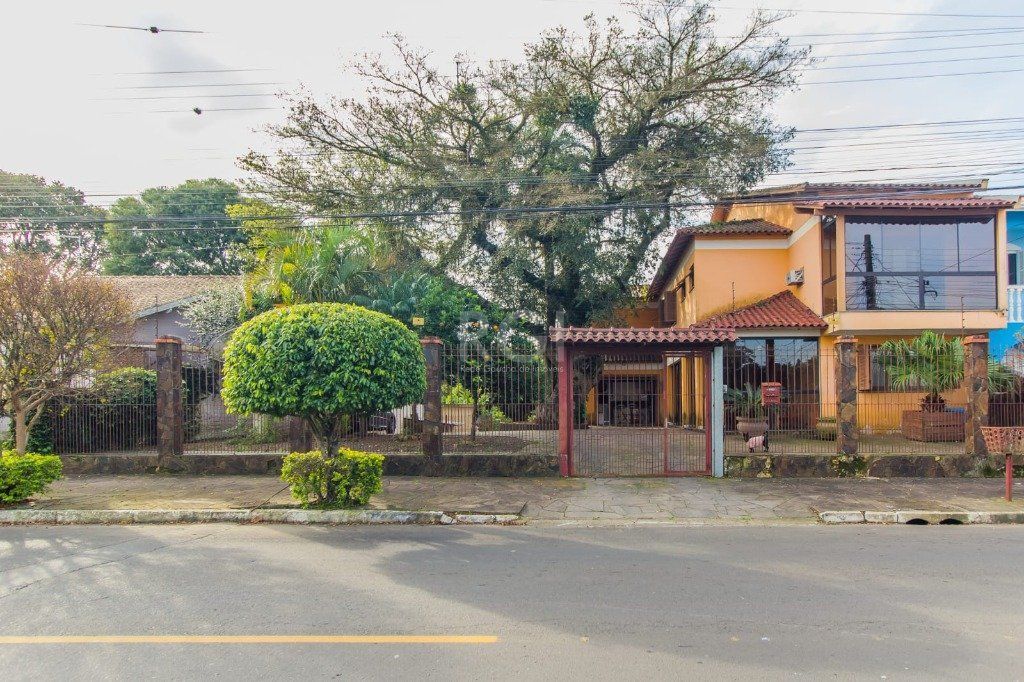 Casa à venda com 4 quartos, 300m² - Foto 61