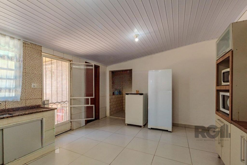 Casa à venda com 3 quartos, 72m² - Foto 12