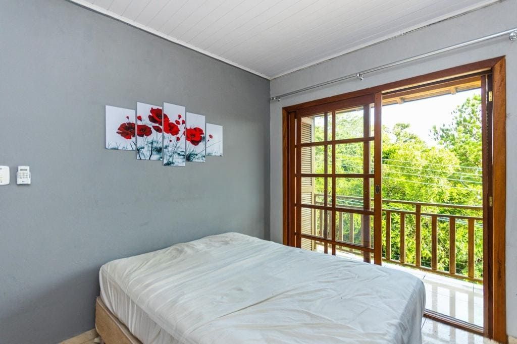 Casa à venda com 3 quartos, 84m² - Foto 12