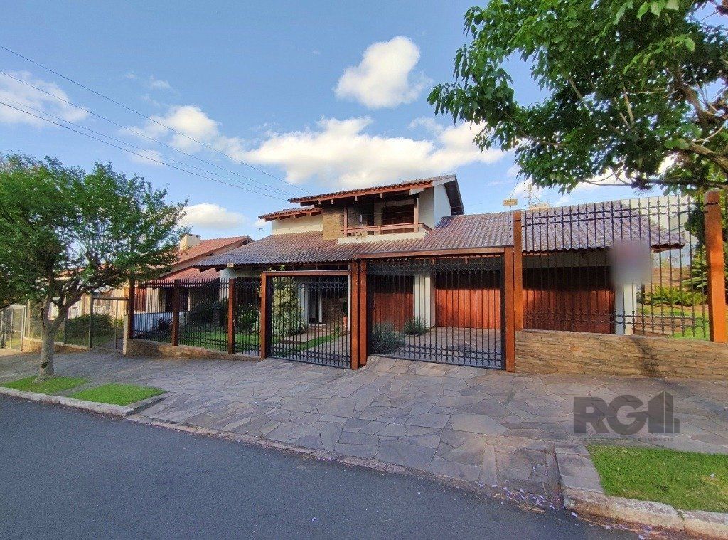 Casa à venda com 3 quartos, 300m² - Foto 2