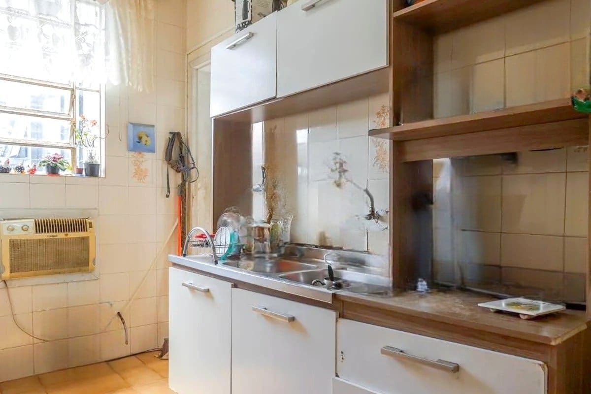 Apartamento de 2 dormitorios no bairro Petrópolis, Porto Alegre
