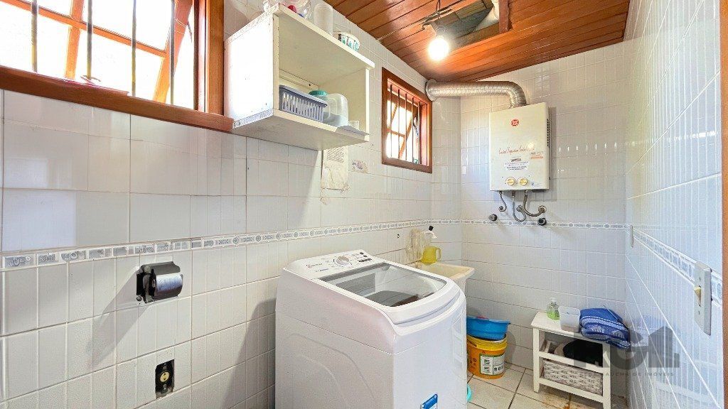 Casa à venda com 3 quartos, 235m² - Foto 18