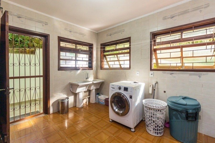 Casa à venda com 4 quartos, 400m² - Foto 49