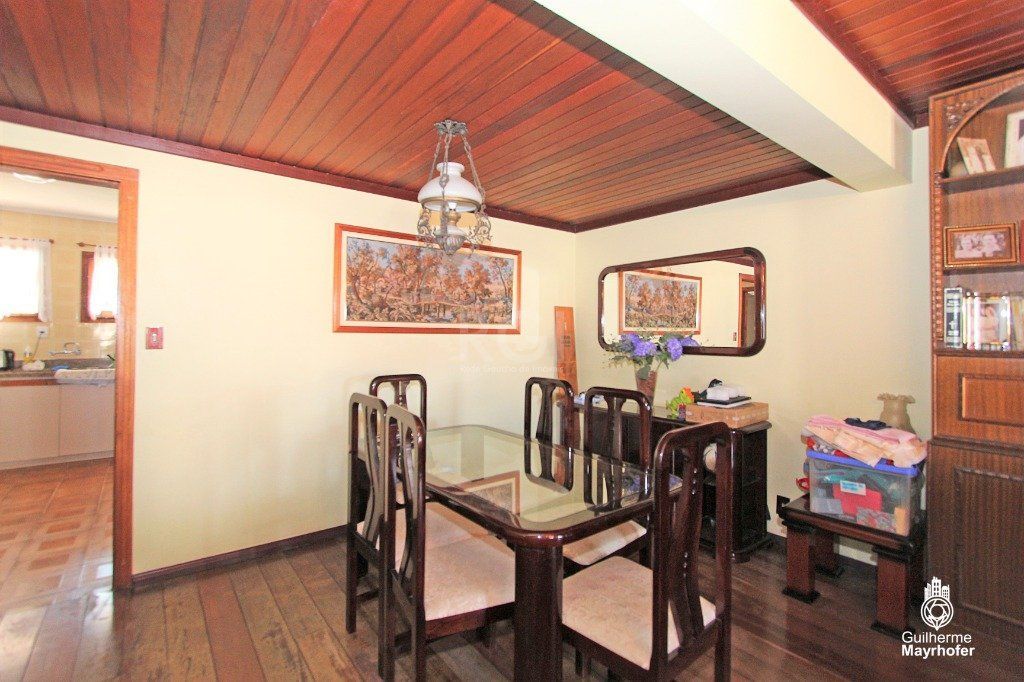 Casa à venda com 3 quartos, 326m² - Foto 8