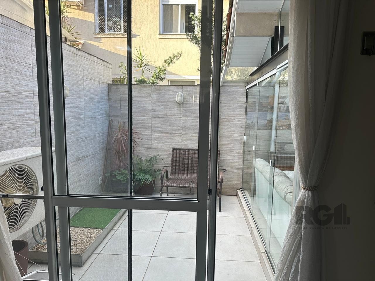 Casa de Condomínio à venda com 3 quartos, 157m² - Foto 24