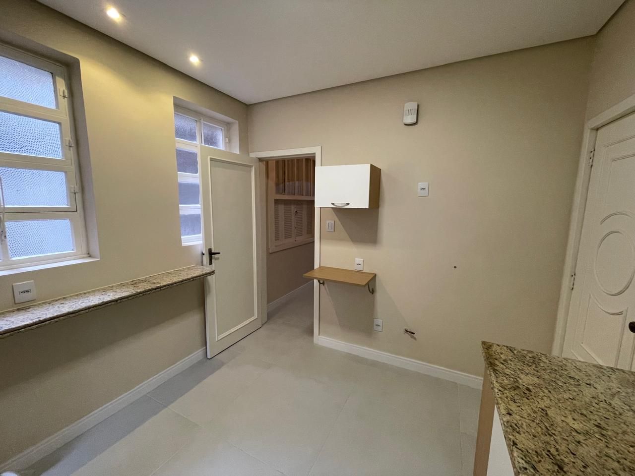Apartamento à venda com 3 quartos, 139m² - Foto 23