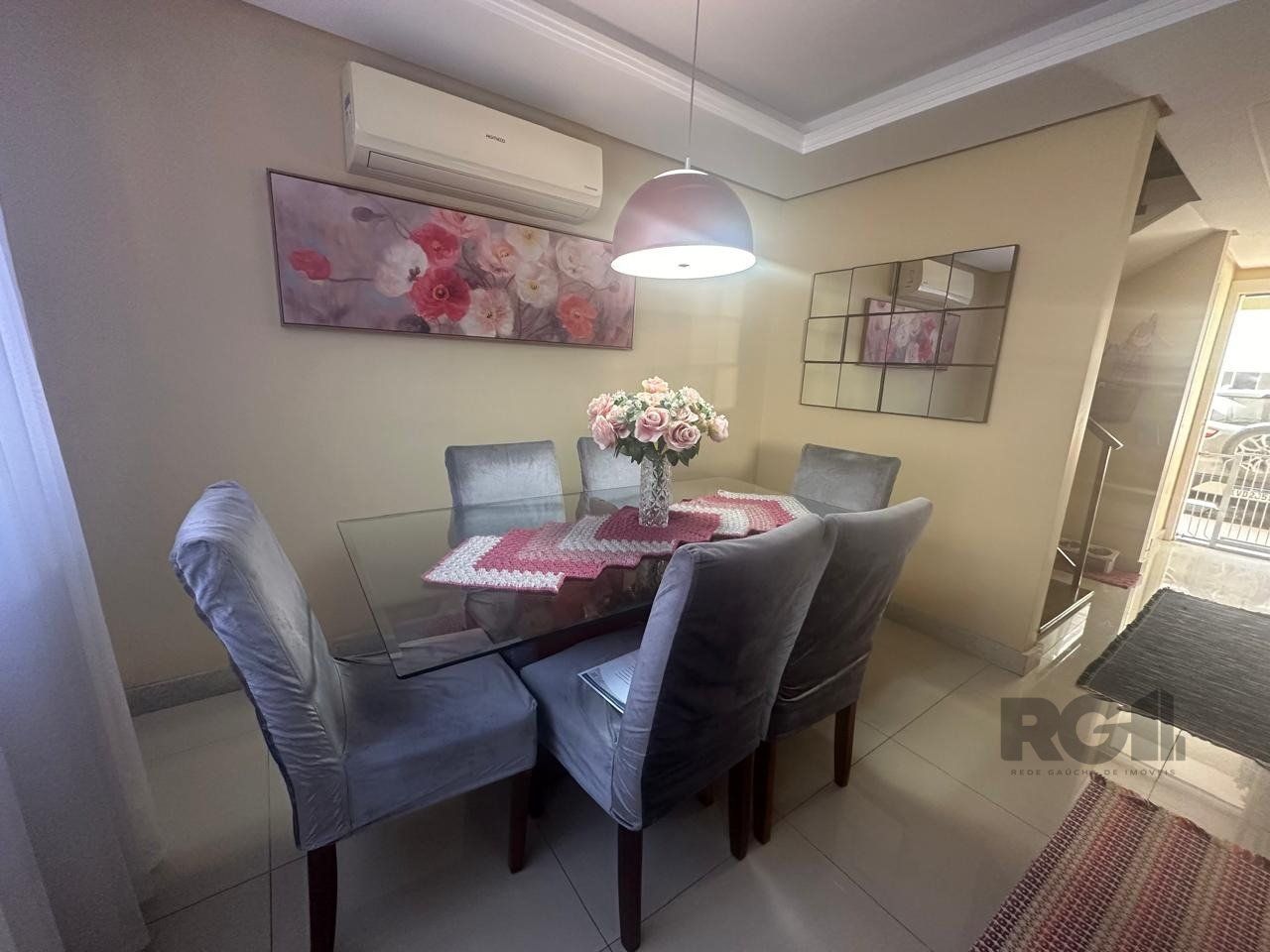 Casa de Condomínio à venda com 3 quartos, 157m² - Foto 2