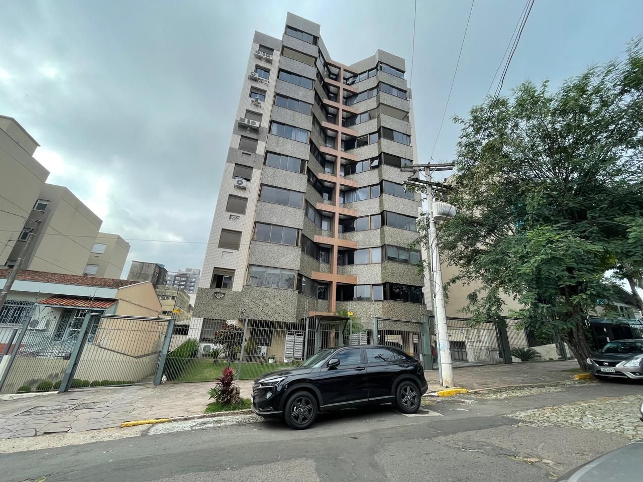 Apartamento, 3 dormitórios no bairro Passo da Areia em Porto Alegre para Comprar