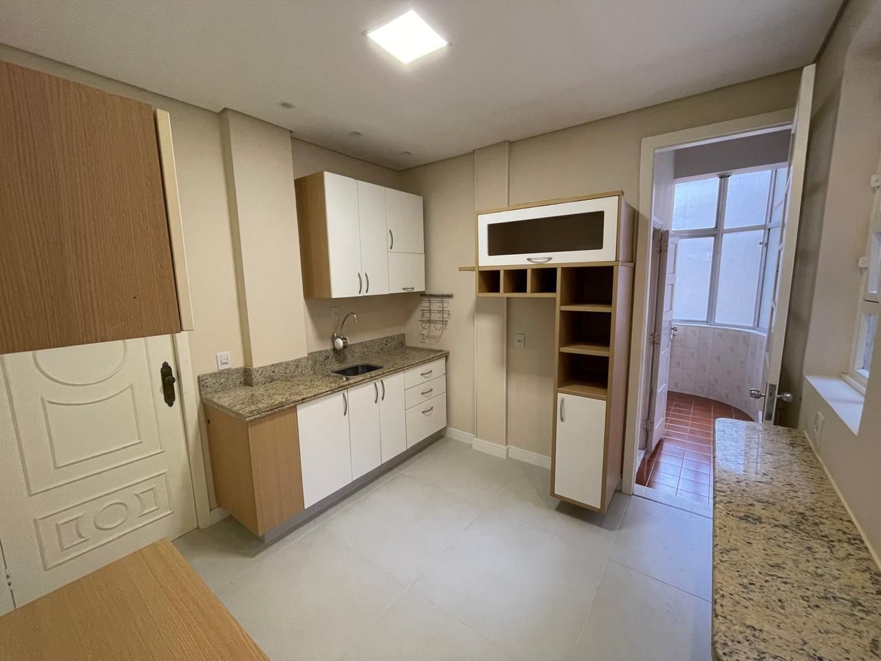 Apartamento à venda com 3 quartos, 139m² - Foto 48