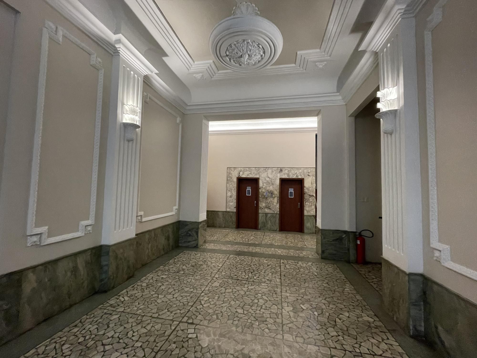 Apartamento à venda com 3 quartos, 139m² - Foto 7