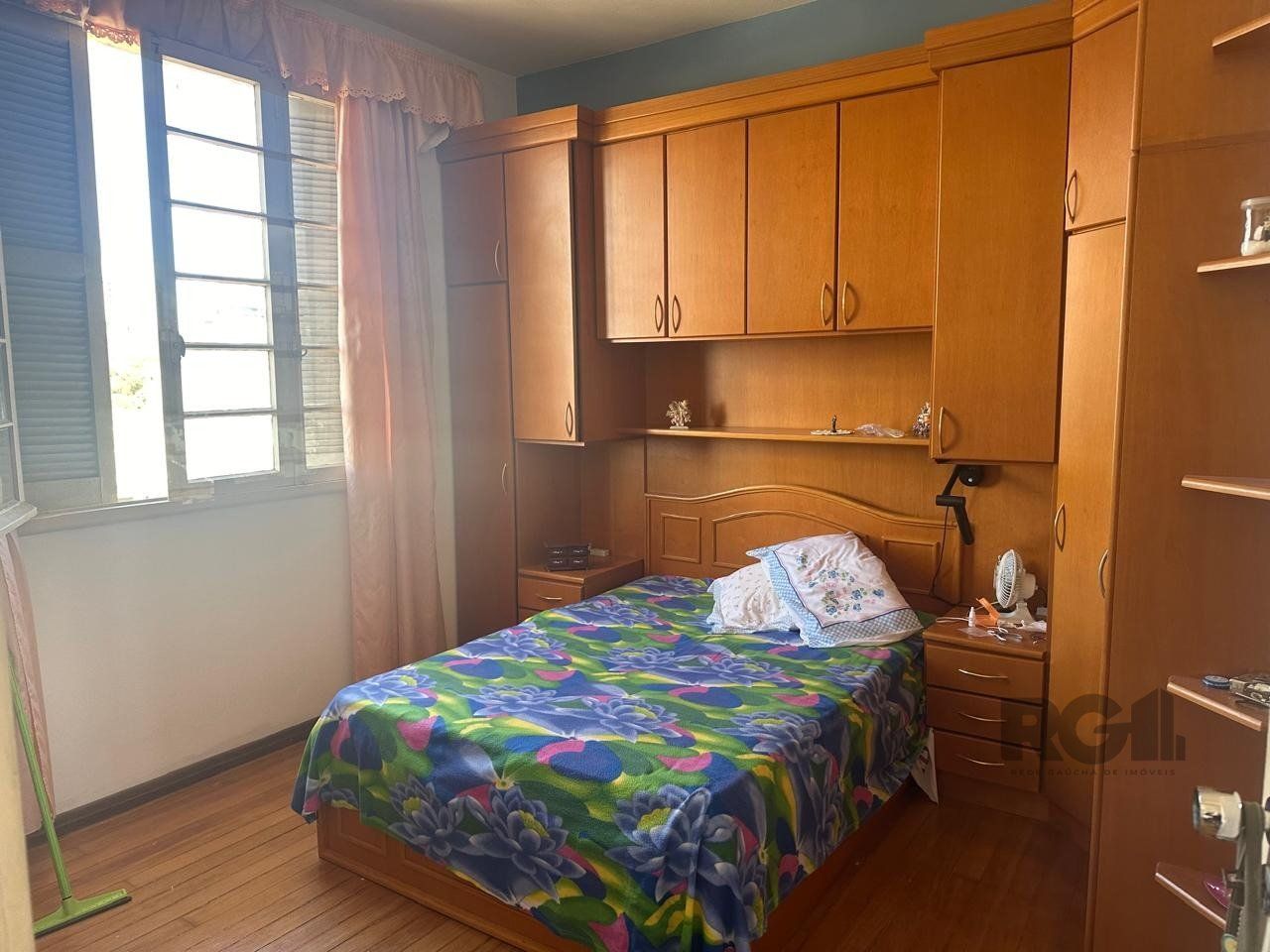 Apartamento à venda com 2 quartos, 65m² - Foto 3