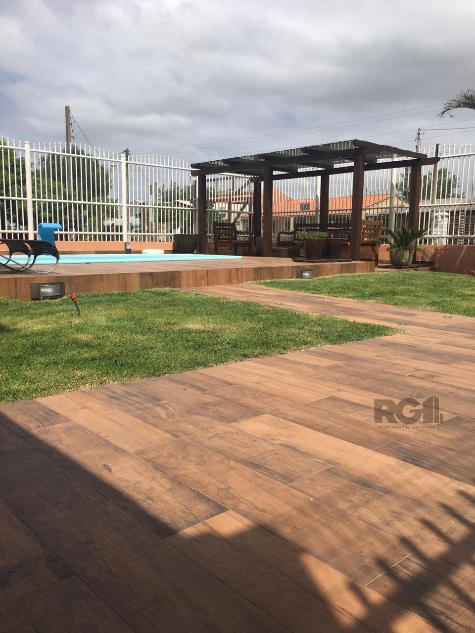 Casa à venda com 3 quartos, 300m² - Foto 7