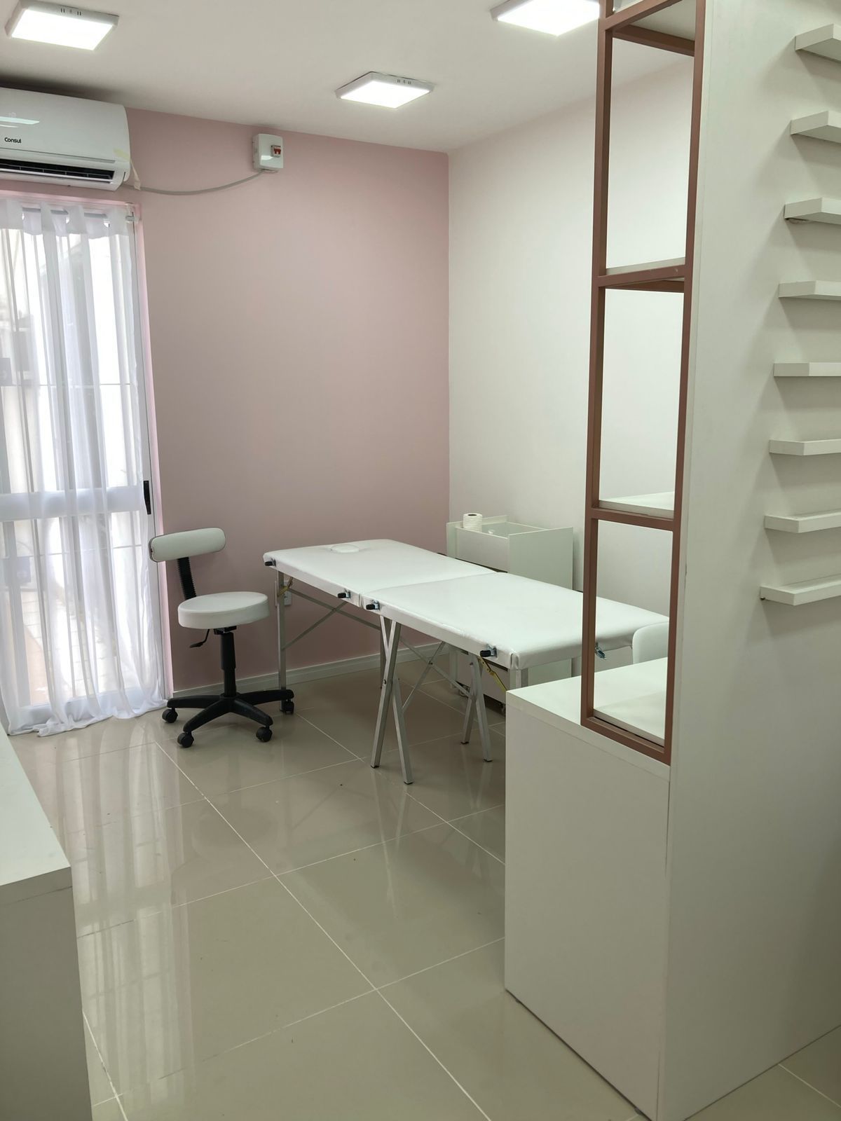 Conjunto Comercial-Sala à venda com 1 quarto, 21m² - Foto 1